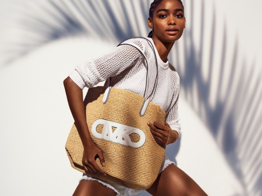 Mk Charity Large 860x645