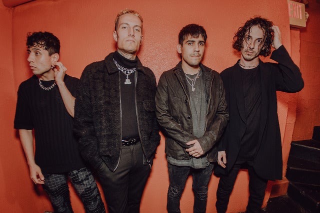 6467adff 4035 4f91 Bd5b D2ac529c3027 1714741 RETINA PORTRAIT 3 2