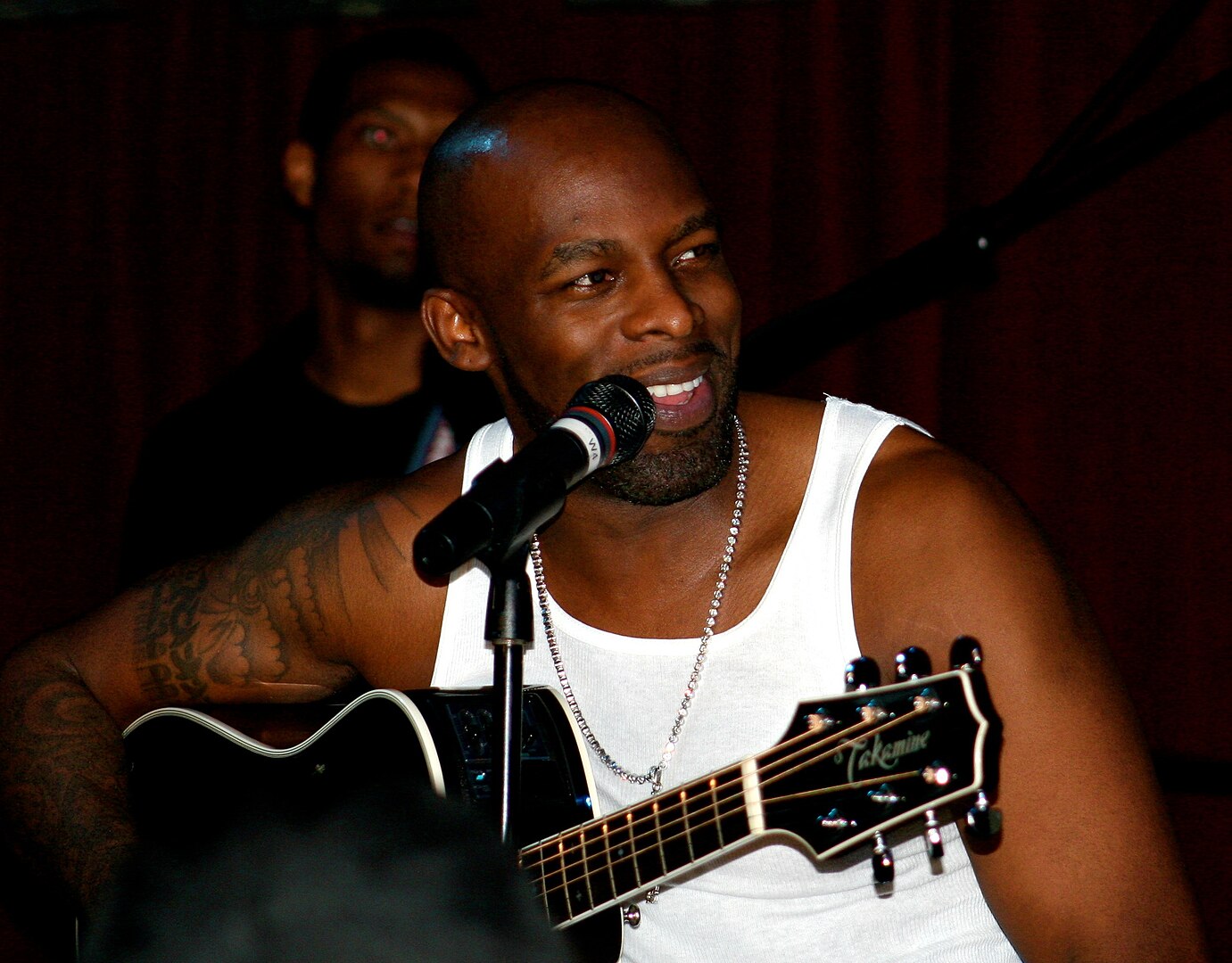 1381px Joe Playing Guitar Cropped