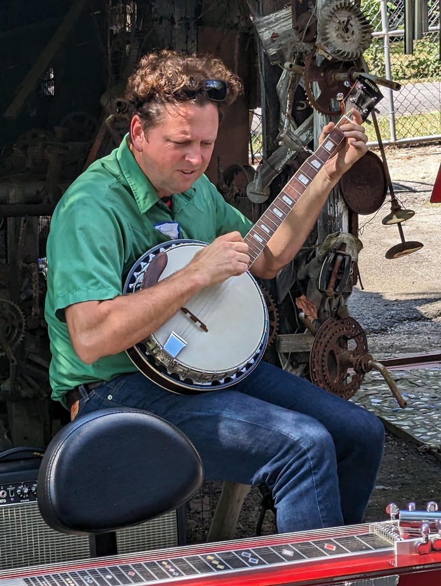 Abe Partridge Playing Finster Banjo Paradise Garden Foundation 092323