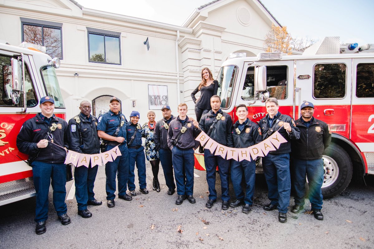 HoWBirthdayStation21 GroupphotoZOOM