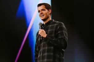 8c140ad6 Da9e 4949 B008 C6441e1d53ec ARTIST PAGE 3 2