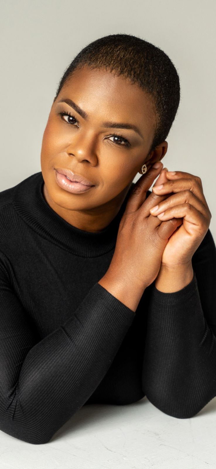 C2VydmljZT1pbWFnZXMmc3JjPWh0dHBzJTNBJTJGJTJGdGhldmVsdmV0bm90ZS5jb20lMkZ3cC1jb250ZW50JTJGdXBsb2FkcyUyRjIwMjQlMkYxMCUyRmltYWdlMDAwMDAxLTIuanBnJmNhY2hlTWFya2VyPTE3MzAyNDU0MDUtMTE2OTcxJnRva2VuPTVhNGVhNzFk