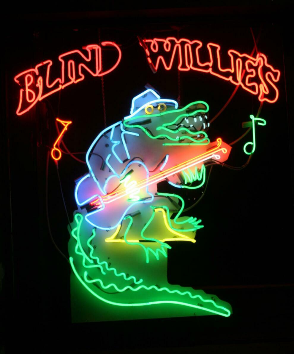 Blindwillies Copy