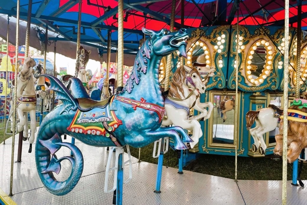 Dreamland   Carousel Grand2 1040x694