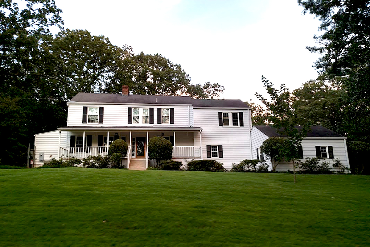 Leafmore Creek Park Club