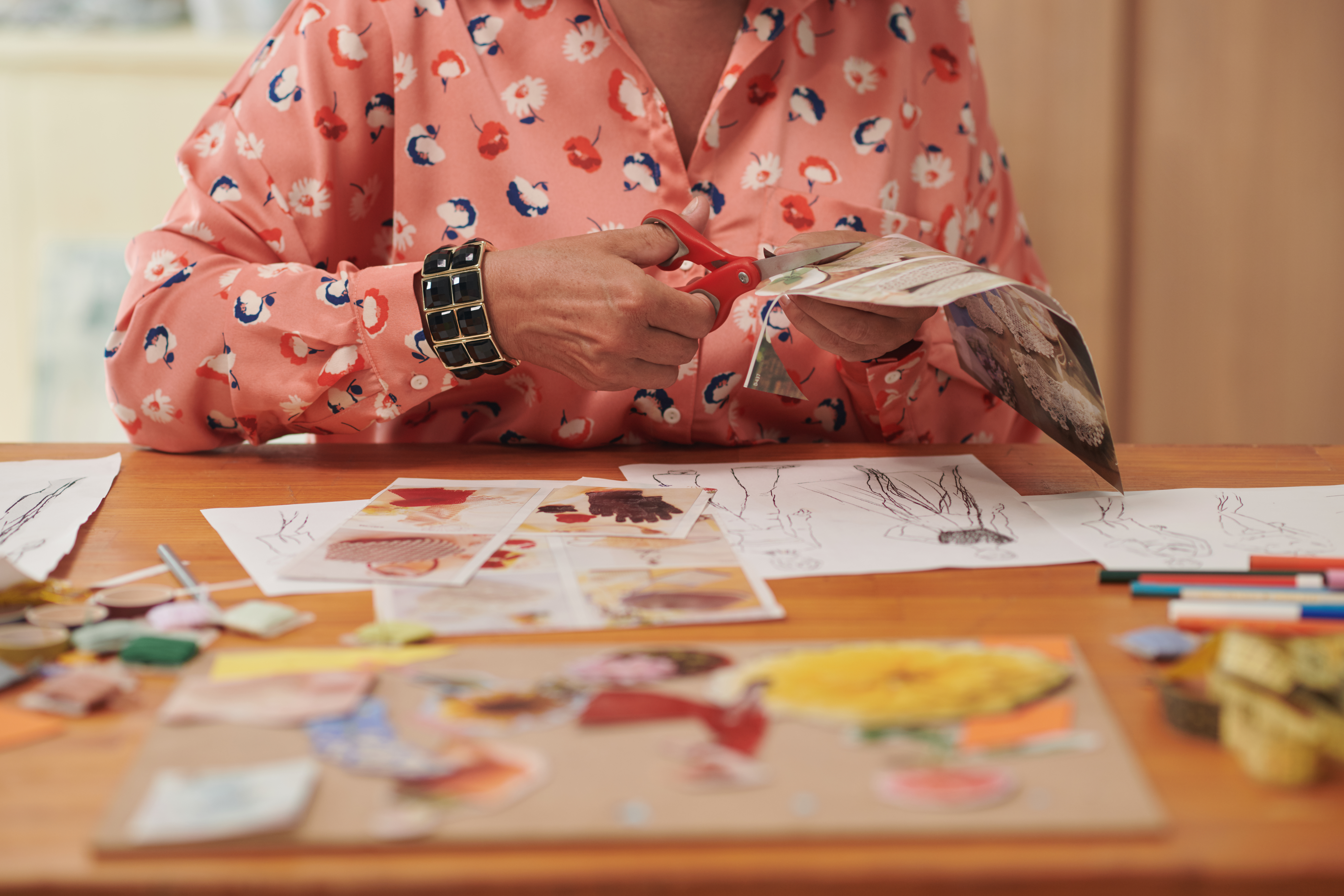 Creative Woman Cutting Out Pictures 2023 11 27 05 20 29 Utc