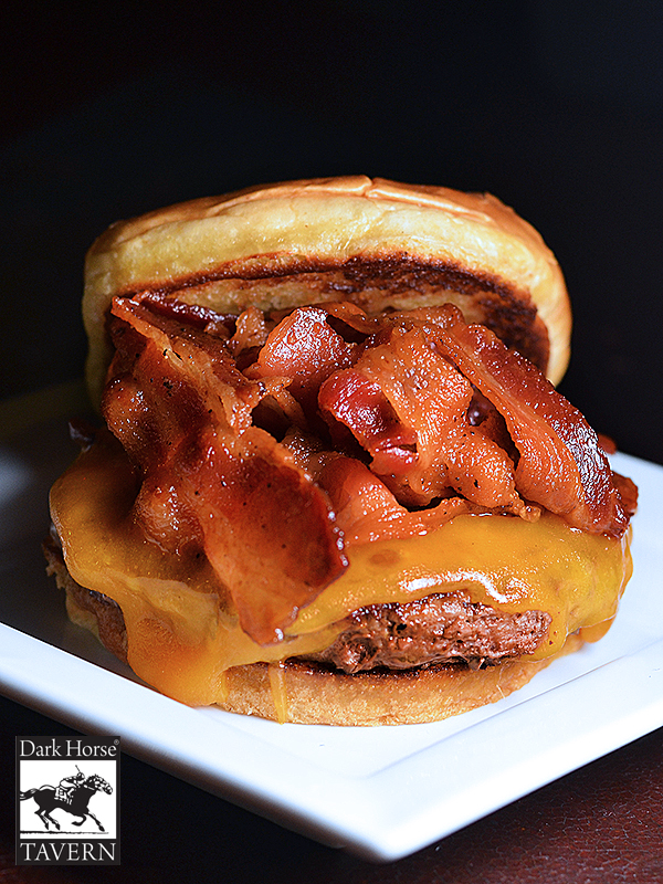 Tavern Burger   Darkhorse Tavern