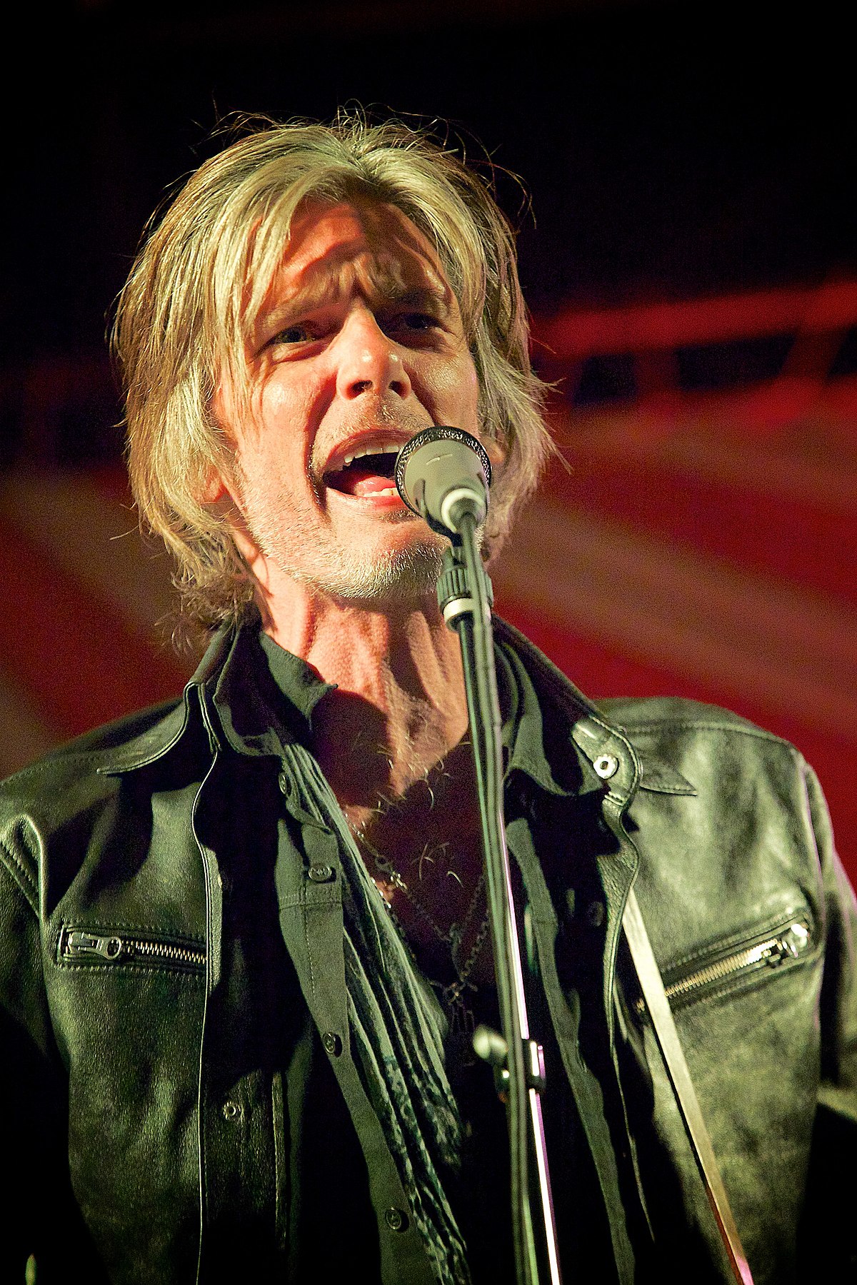 1200px Charlie Sexton