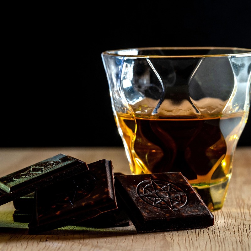 Casks & Cacao Whiskey & Chocolate (800 X 800 Px)