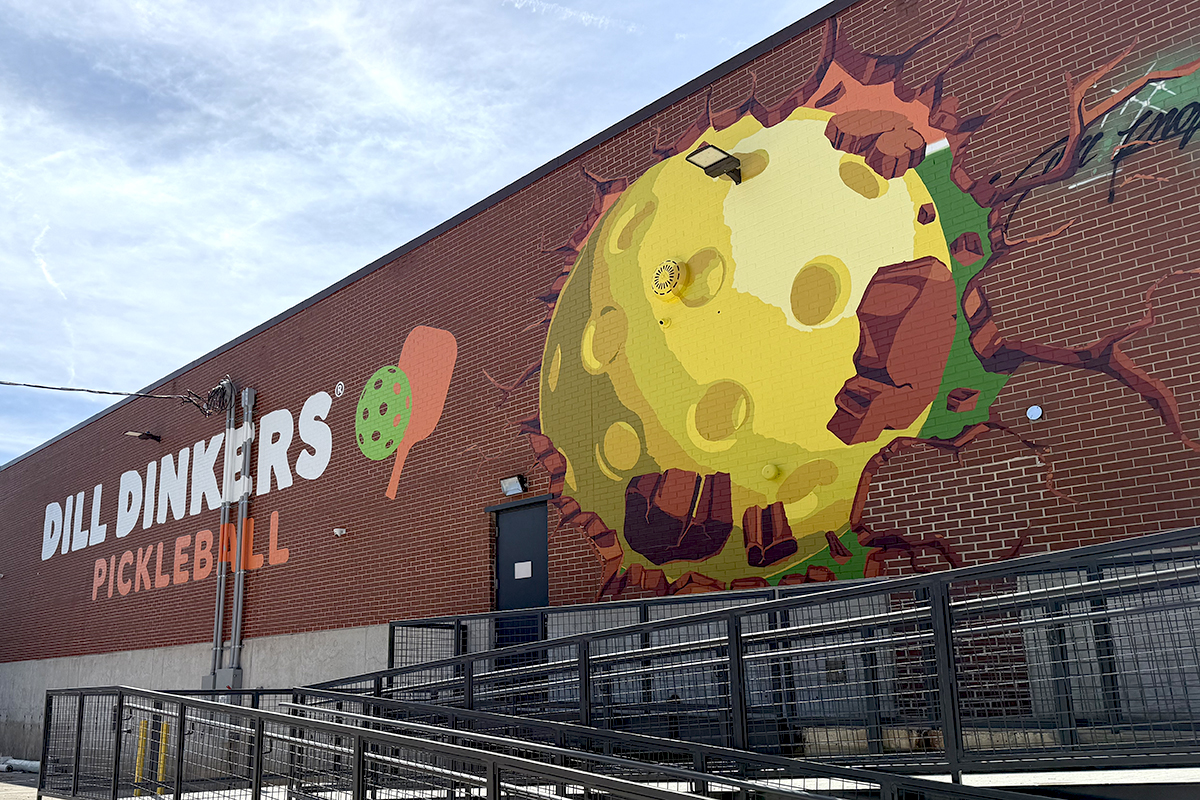 Dill Dinkers Pickleball Exterior