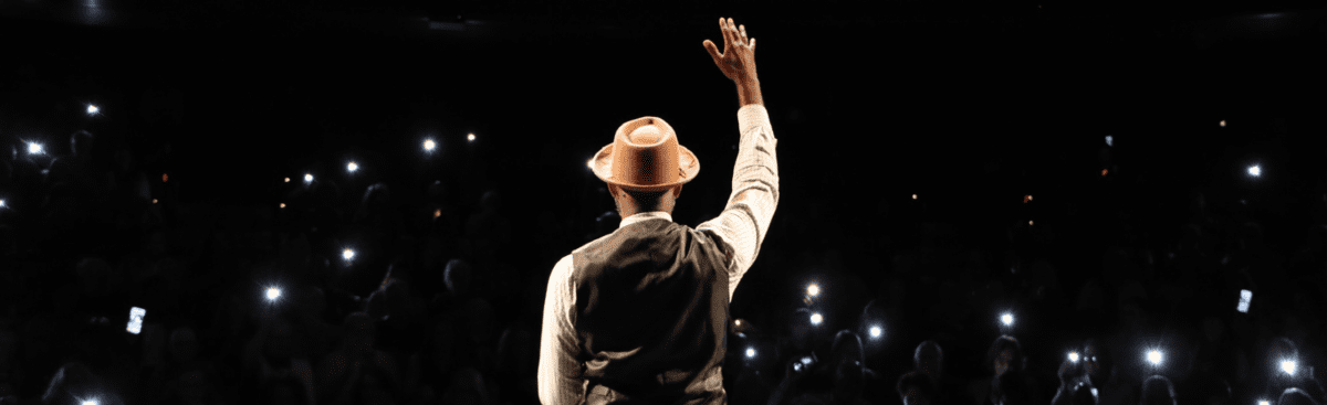 2564784.12625 ATLANTAMOTHMAINSTAGE