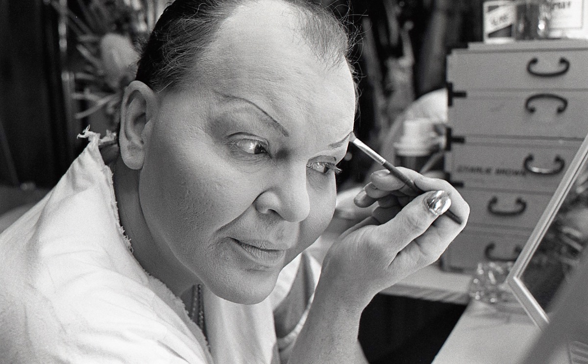 Charlie Brown 1039 Queens Make Up