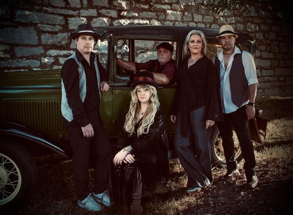 The Chain Fleetwood Mac Tribute1