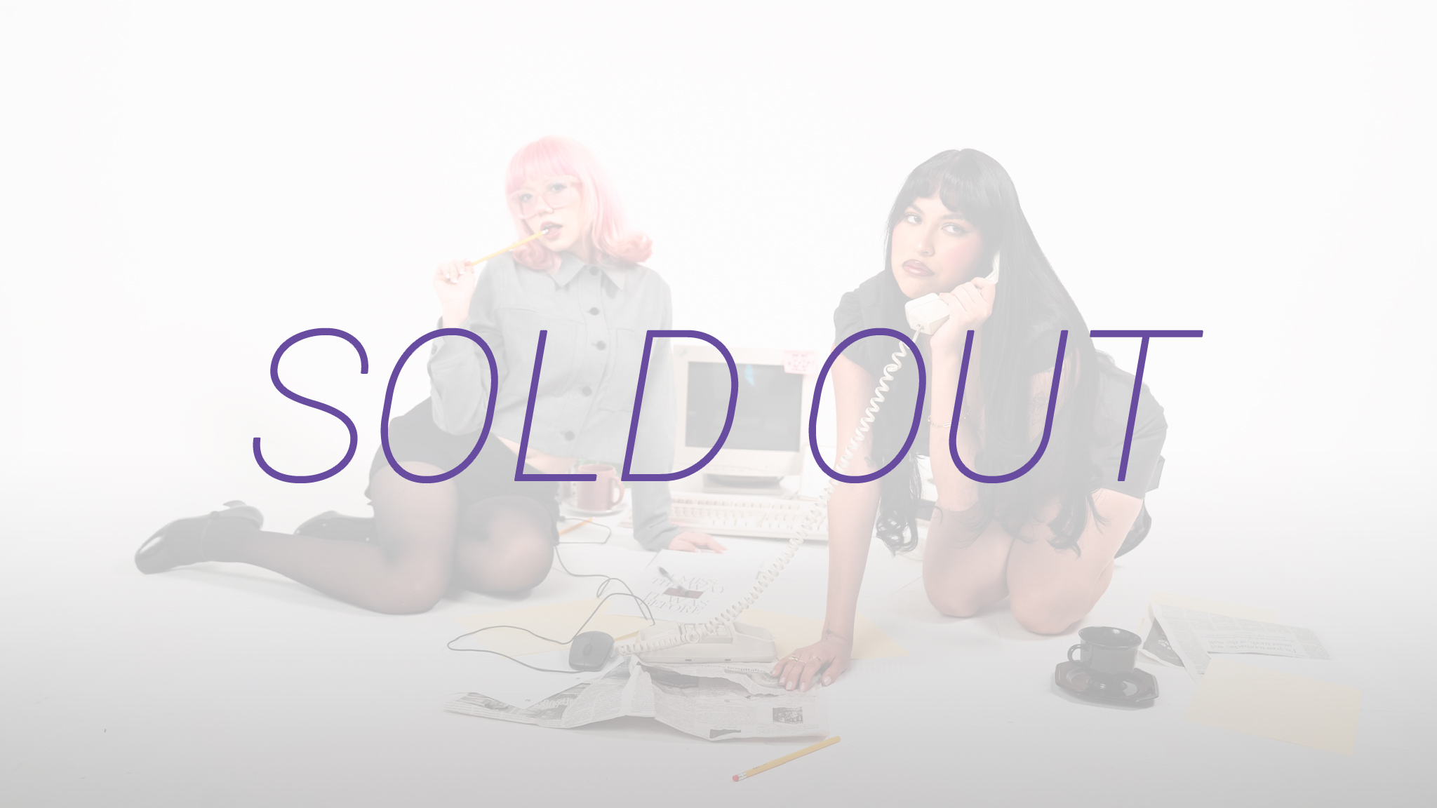 111325 Twolips Soldout