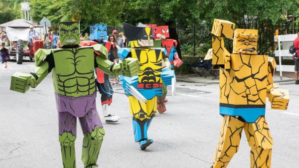 Parade Block Heros 1024