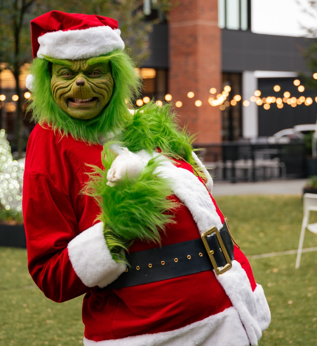 Grinch On The Green At Phipps Plaza