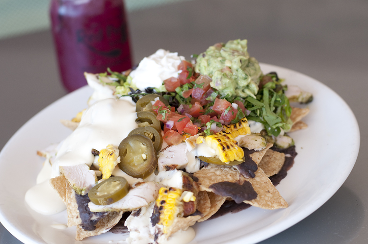 Meat Red Pepper Chicken Nachos 078