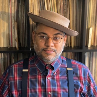 929933b0 4ffb 46df A56f 29d6843b38c5