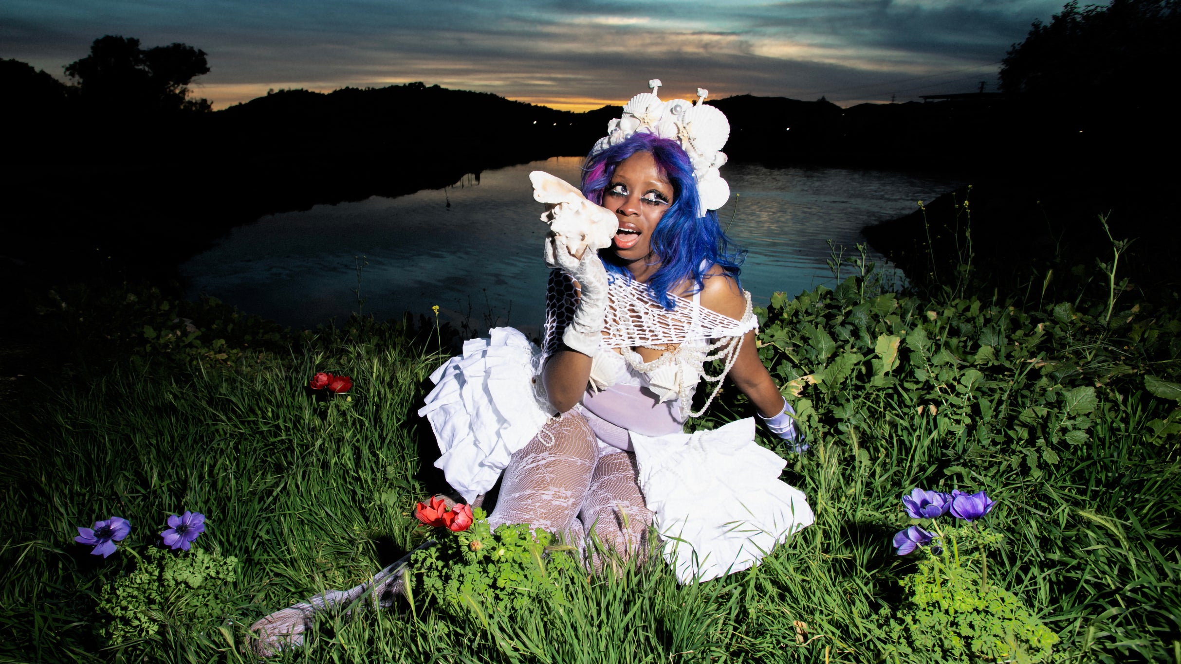 Hemlocke Springs With Special Guest The Girl