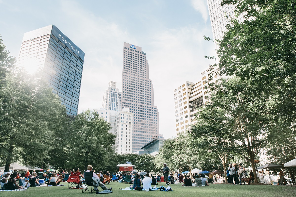 LFWP   Lawn   Photo By Erin Sintos