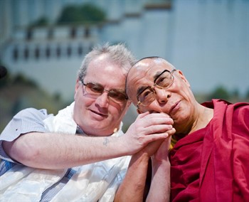 DgCIiFz2l*WMQ83FyDemqRhL