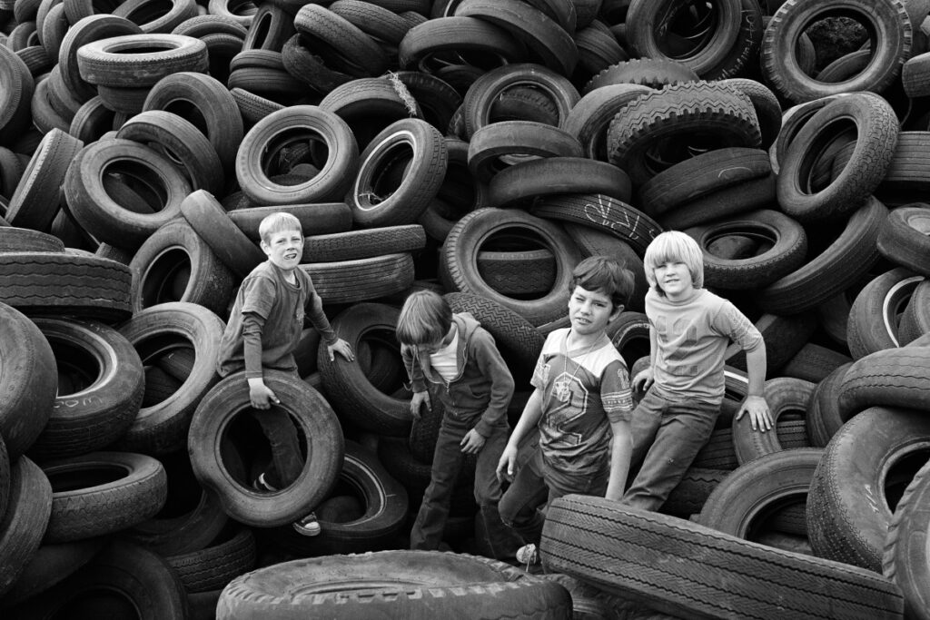XLMP005 Boys And Tires Sears Point 1976 Mimi Plumb Photo O3 1024x683