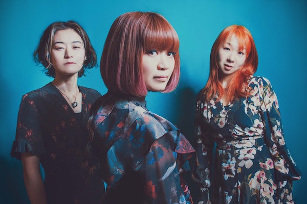 Tsushimamire Promo Photo 3 Blue No Guitars