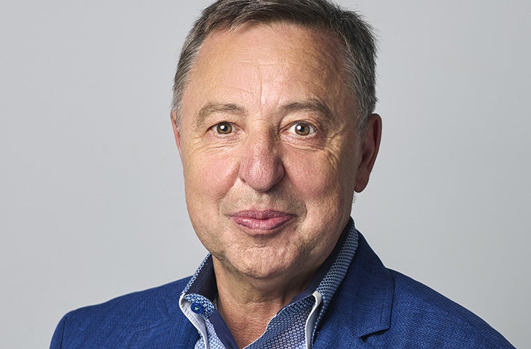 Ev Peter Hoyng 2 0477764d57