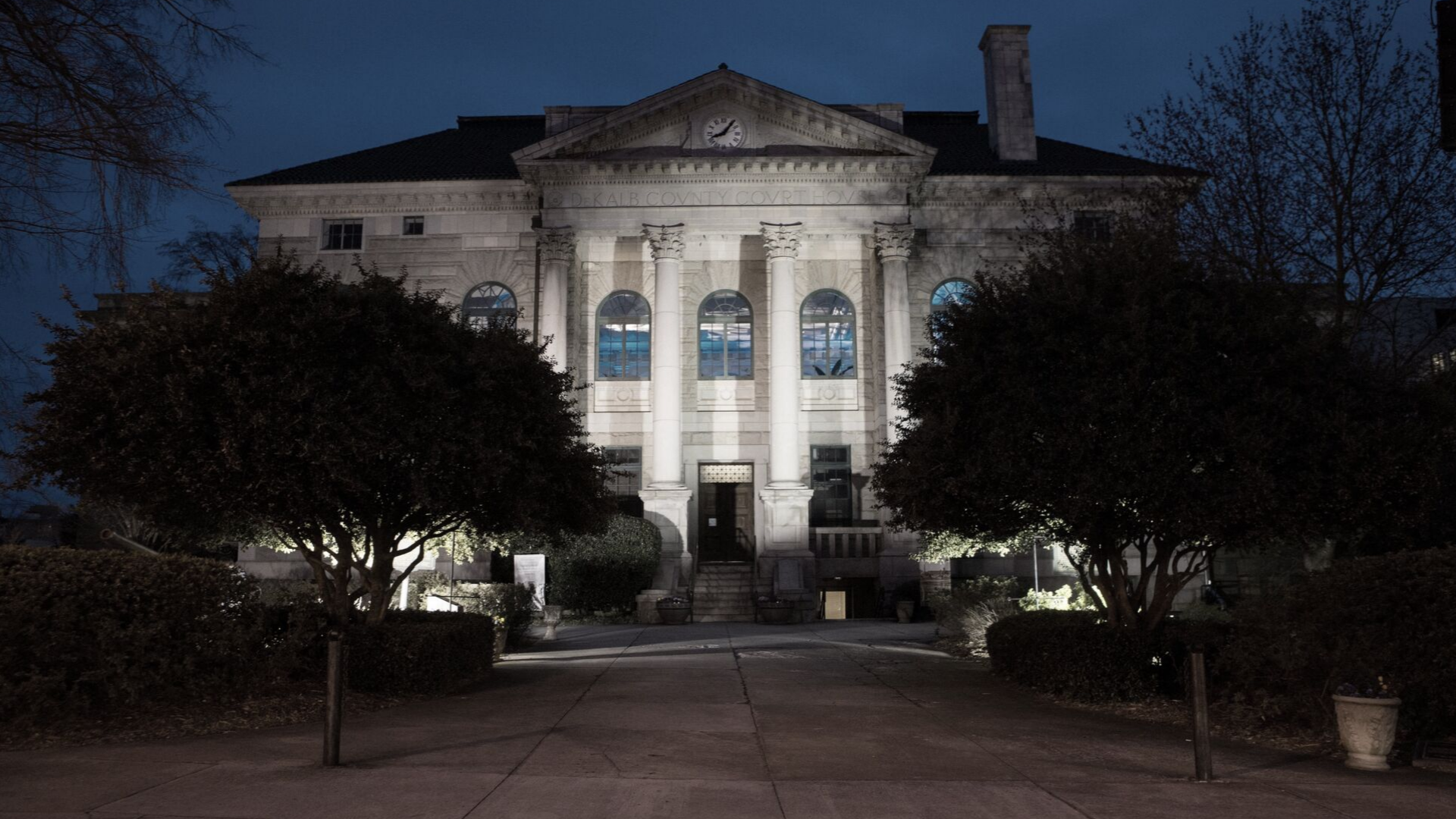 DHC Spooky Tour Graphic