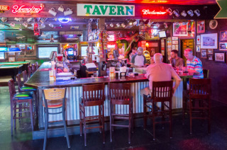 1aaca Friends On Ponce Magnum