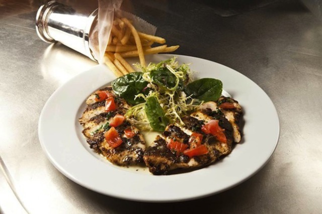 1416502682 Le Bilboquet Cajun Chicken Photo Credit Le Bilboquet