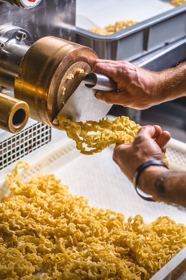 This Pasta Maker Is My Newest Obsession (+ More Cool Refurbished