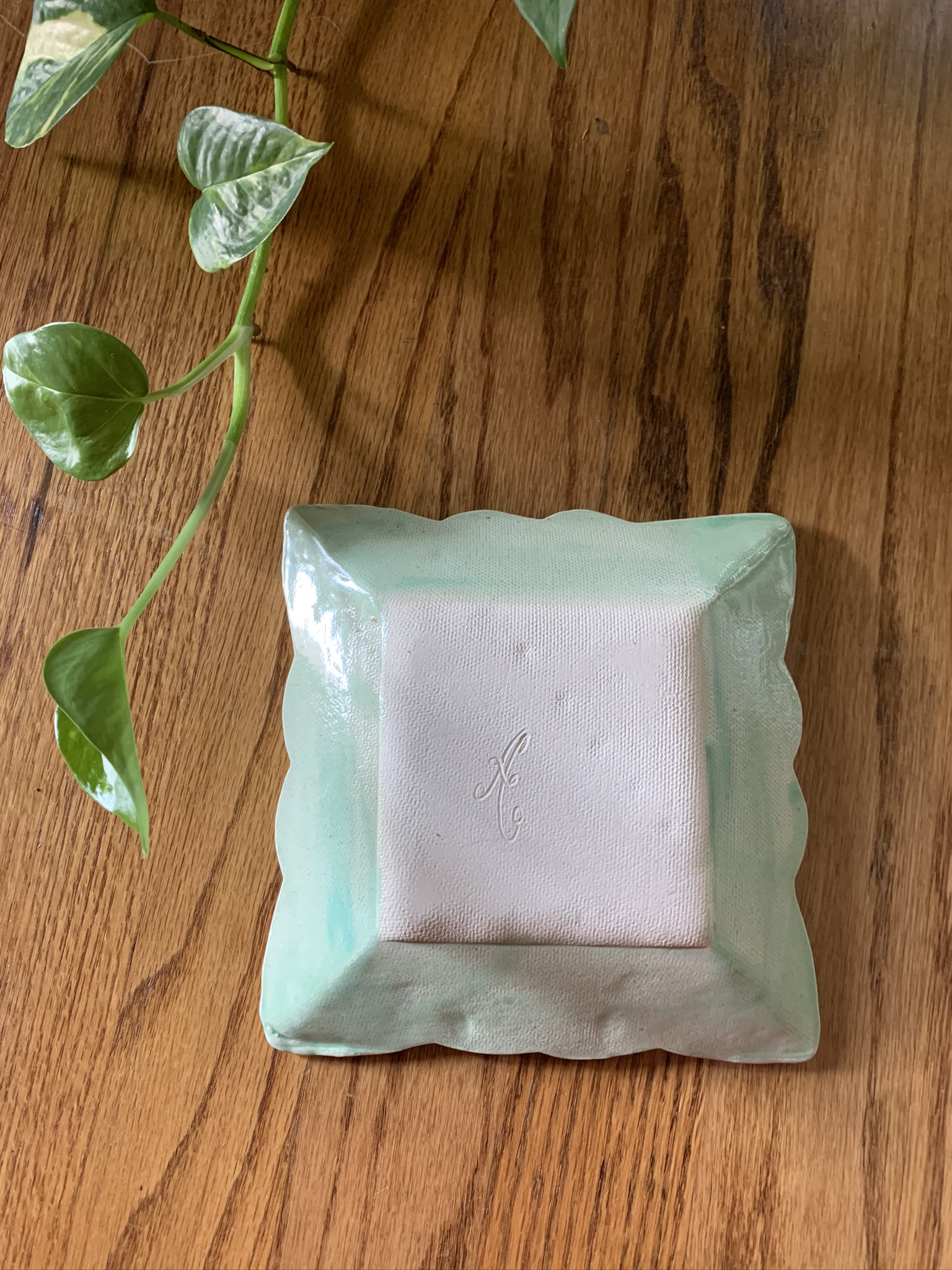 C629EECF 14AA 4074 8894 39B8703F3125