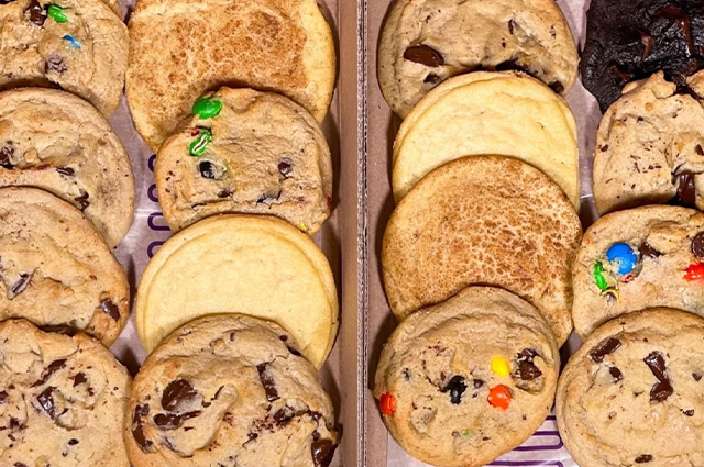 Insomnia Cookies