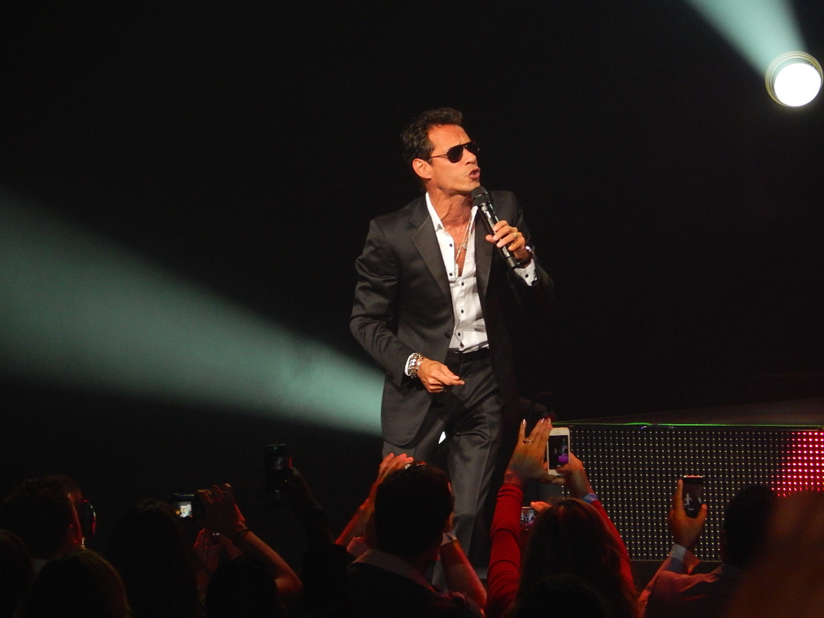Marc Anthony 1600x1200