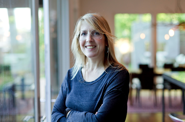 Elayne DeLeo. Photo by Jason Travis.