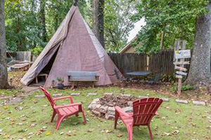 Southside Footer Teepee In The City
