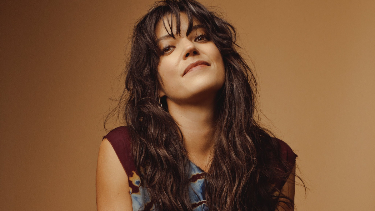 Sharon Van Etten1