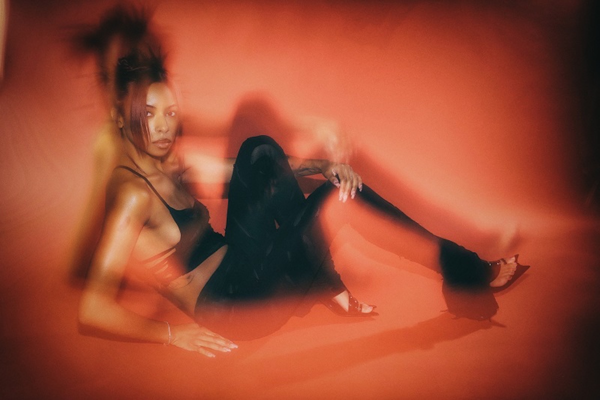 1 STICKY Ravyn Lenae