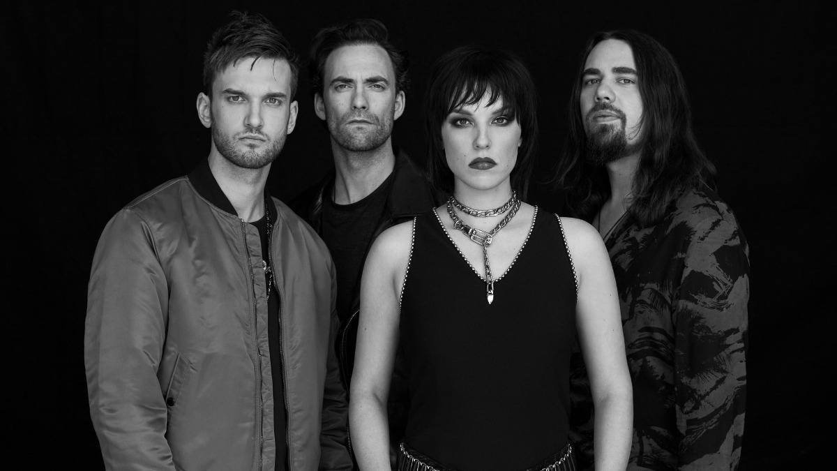 Halestorm1