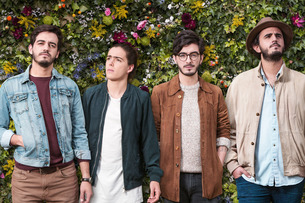 F78f095b 1915 4b32 B93d F4dcc299f689 919731 ARTIST PAGE 3 2