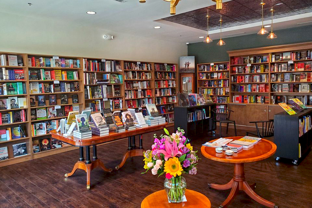 44th&3rdBookseller Interior