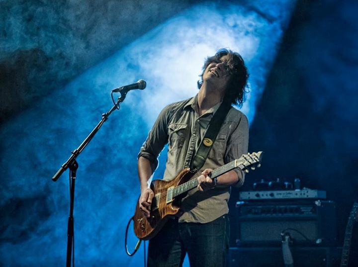 #Davy Knowles