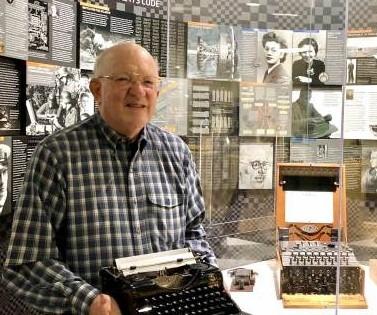 Tom R Typewriter Event Square