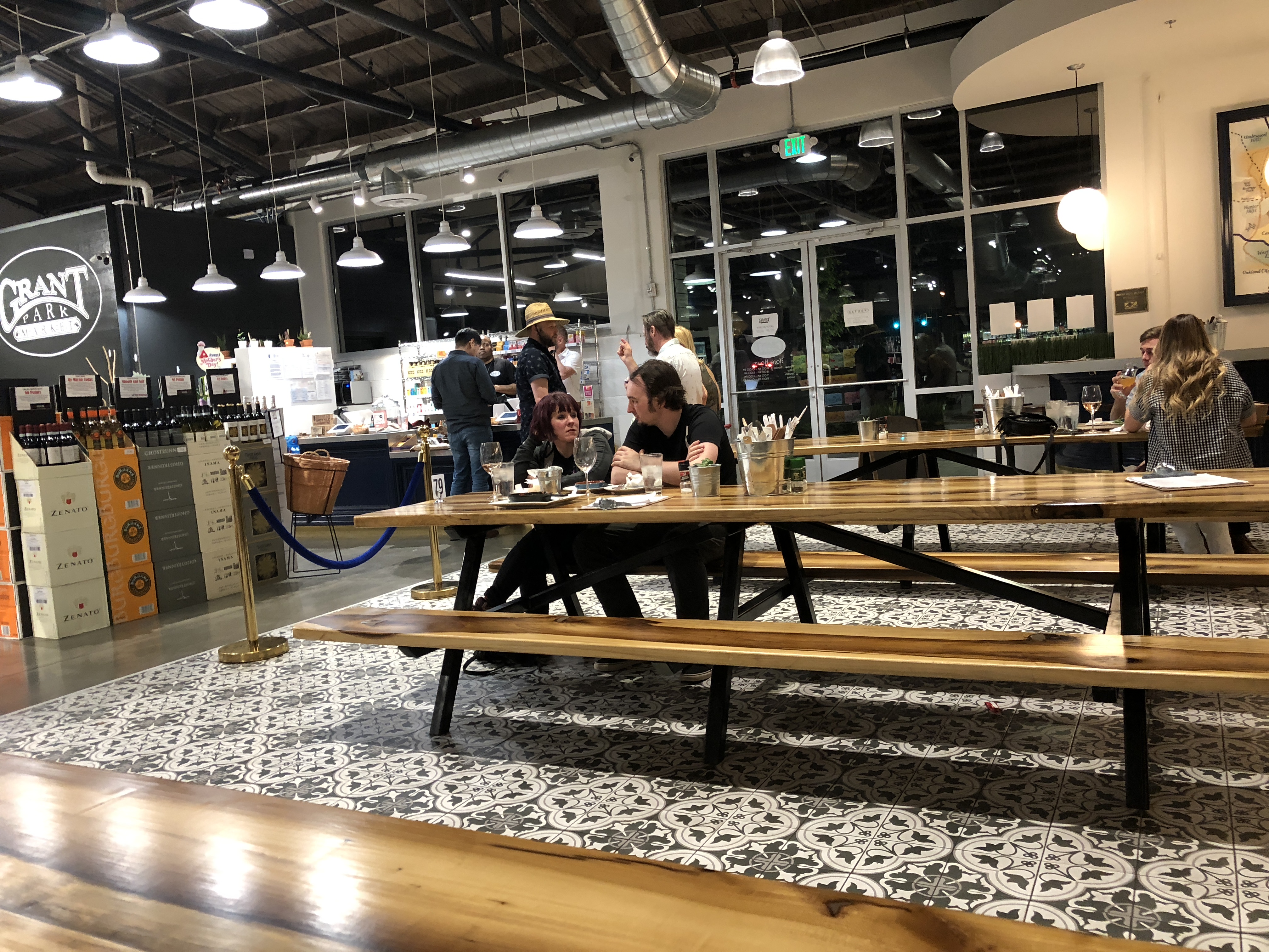 GRANT PARK MKT 16