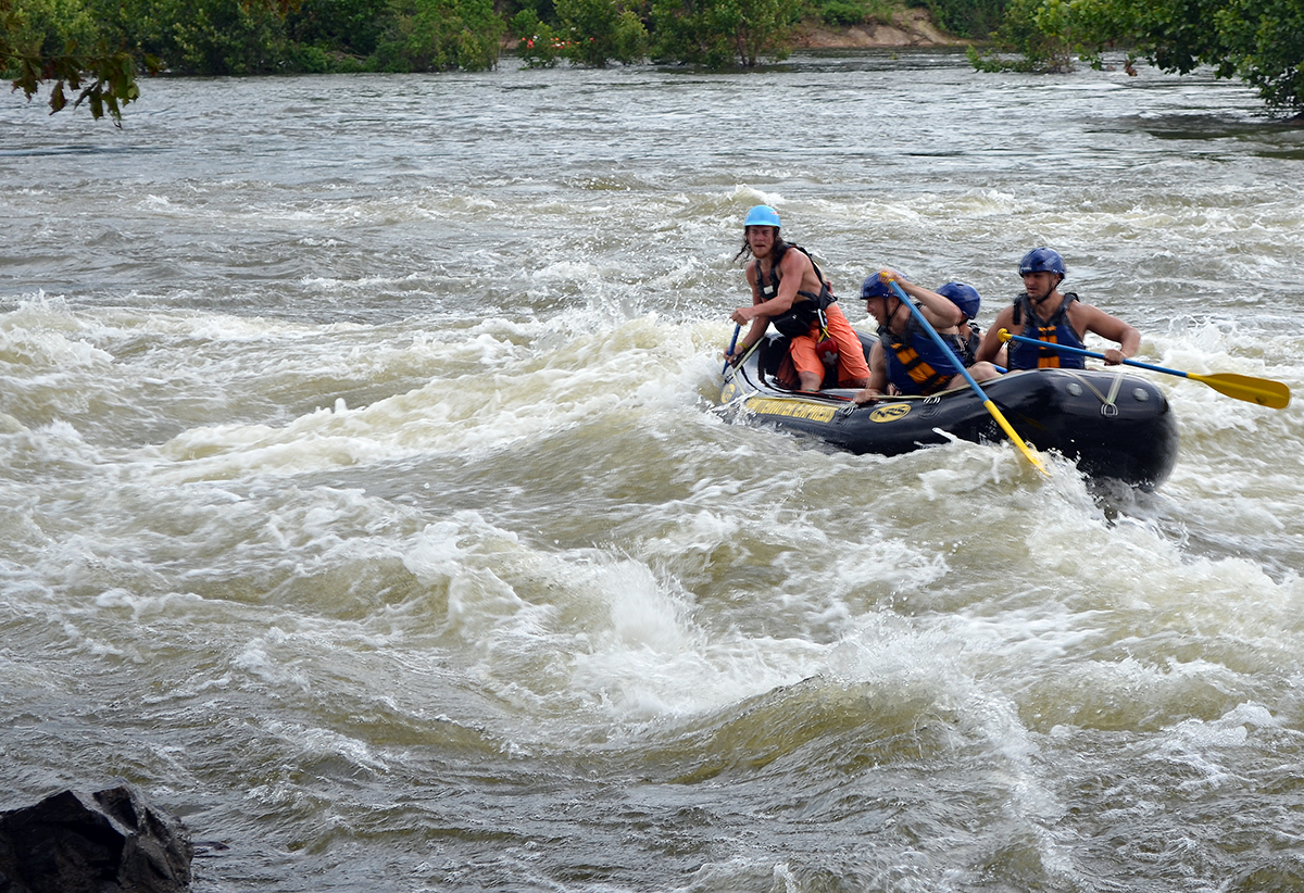 Fly Fishing The Chattahoochee River - Whitewater Express