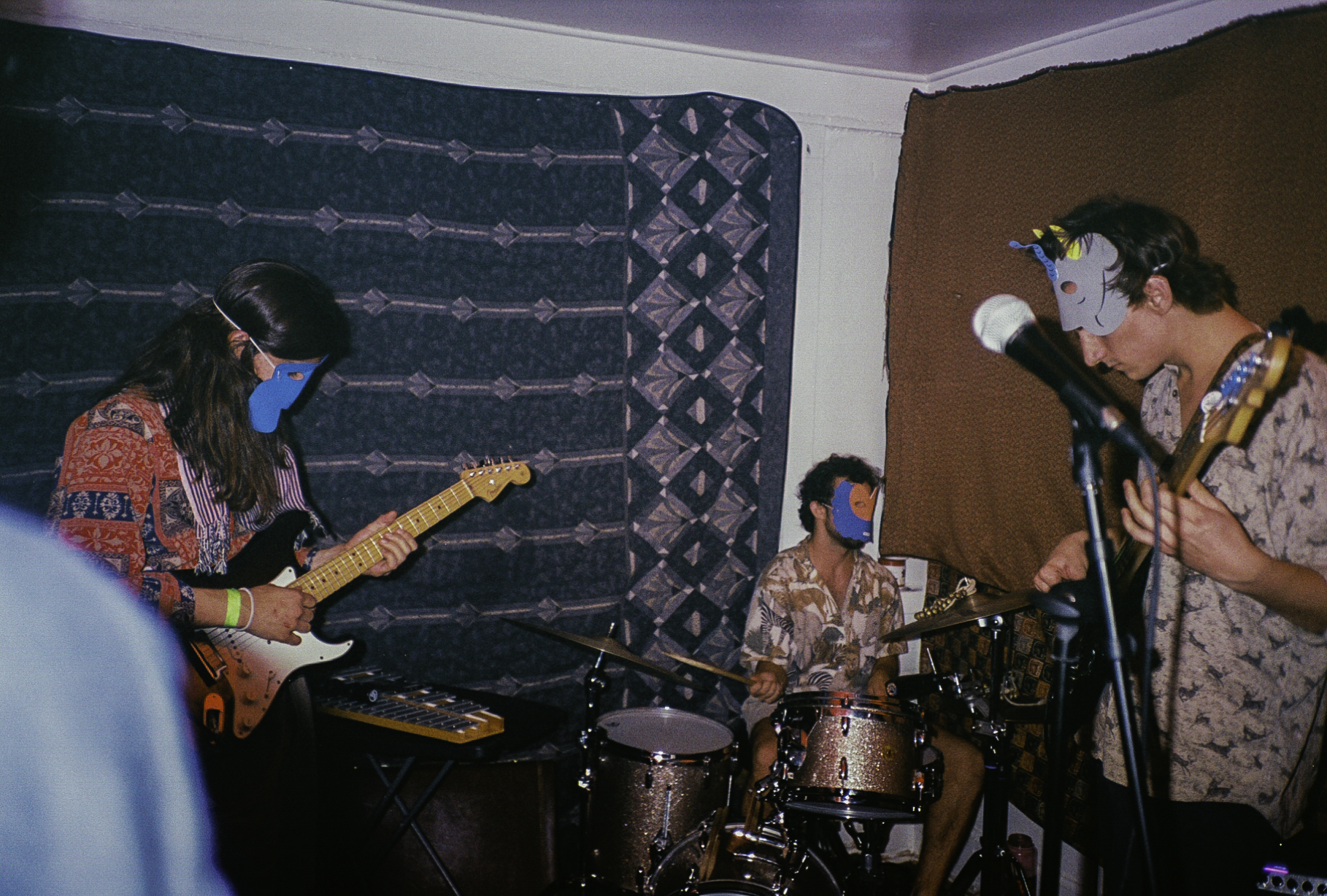 1526950437420 4526161 4526161 R5 037 17