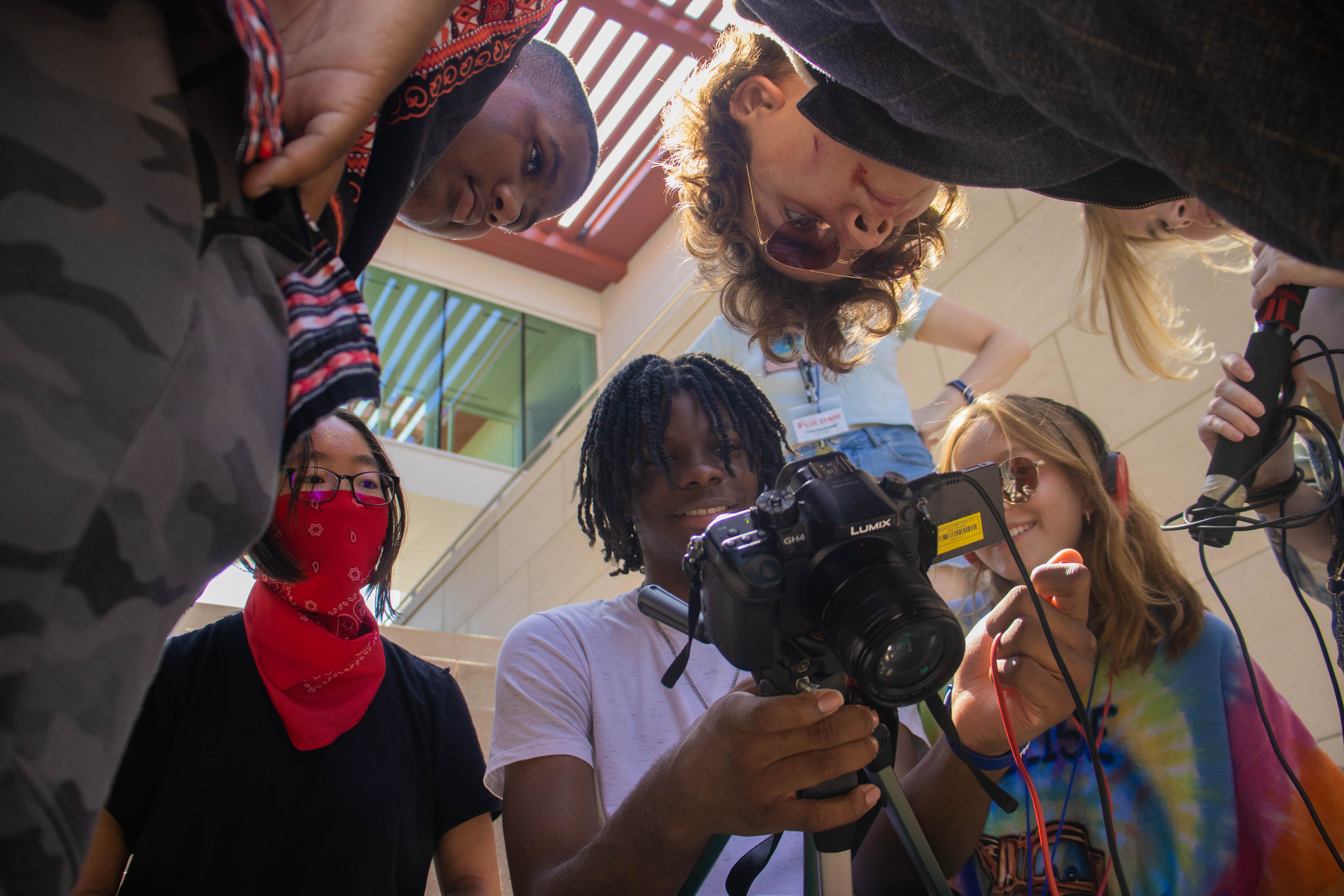 Day4.Crew9Filming 6 (1)