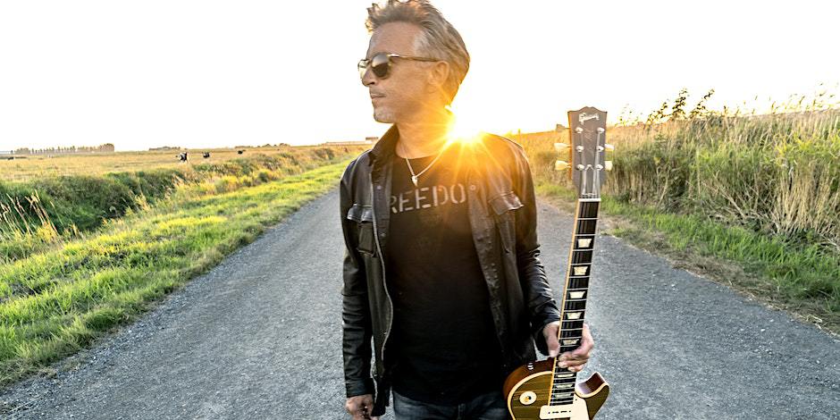 # 23 Colin James